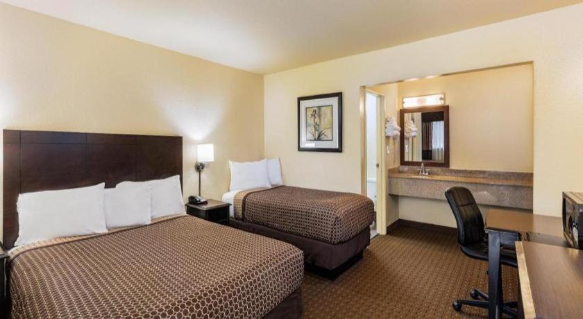 Lemon Heights Inn Tustin Eksteriør billede